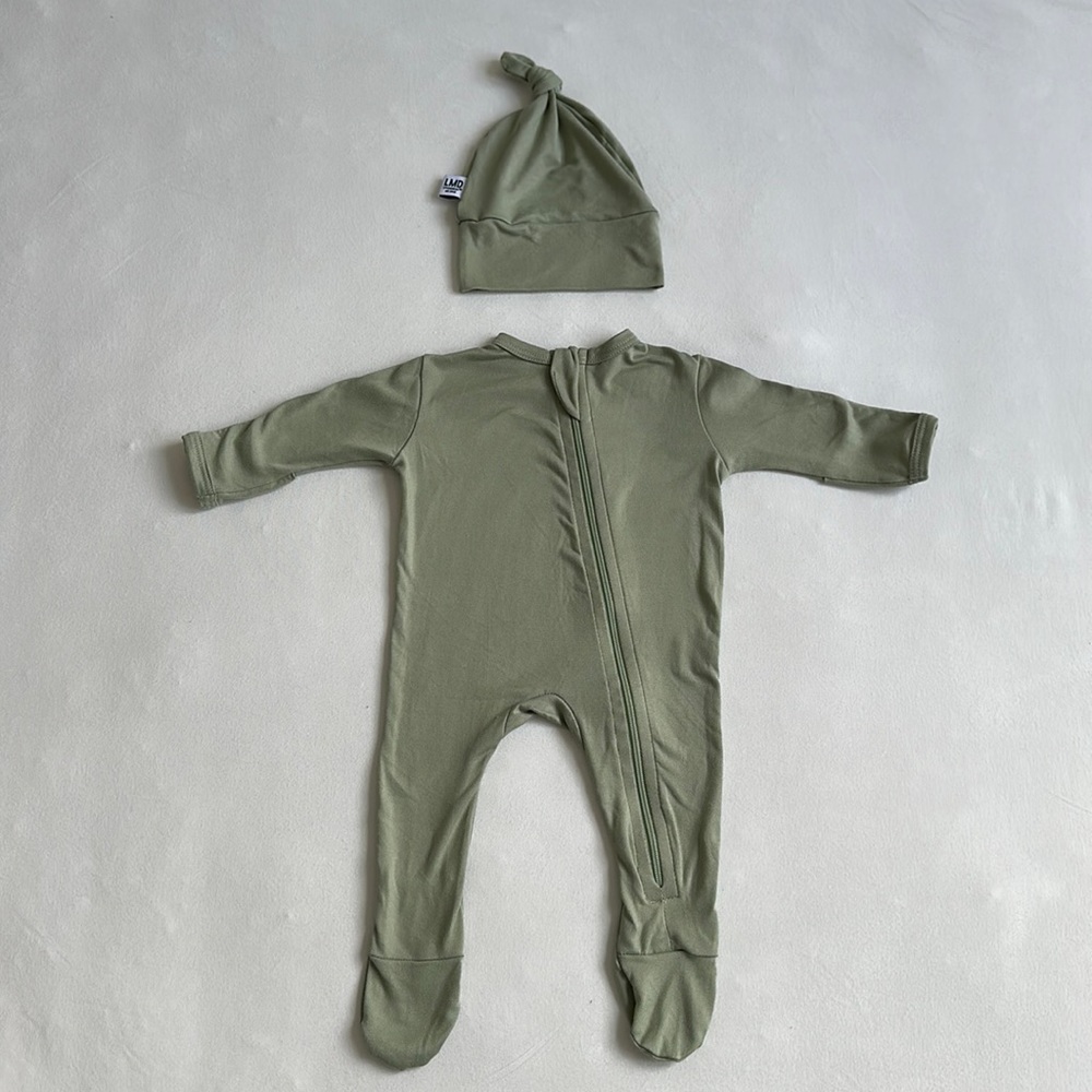 LMD Knotted Gown & Knotted Hat Newborn